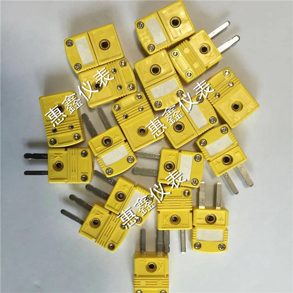 ��omega K��С���^